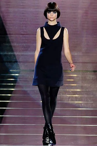 Look 16